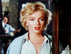 Marilyn Monroe gif photo: GIF Niagara (1953) GIFNiagara19536.gif