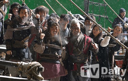  photo ictCaYg_zps47e0ed0a.jpg