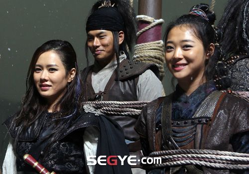  photo l7W4oZl_zpsac3983bf.jpg