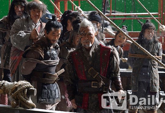  photo wrWVJ2b_zpsd001fb4b.jpg