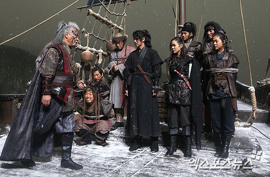  photo xg1KORb_zpsb5e0b287.jpg